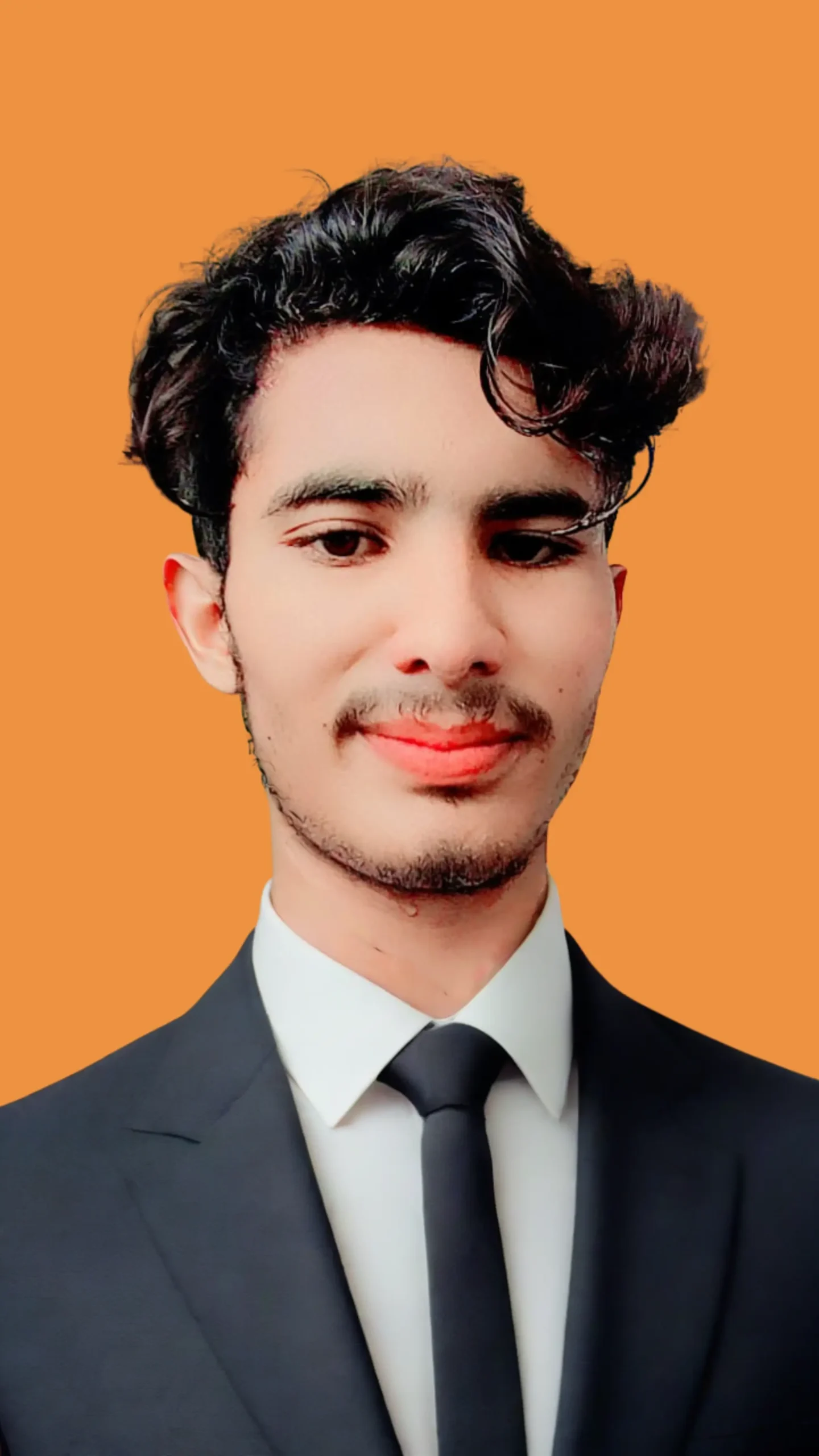 Faheem Abbas Founder of Luxehomedecors