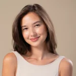 Evelyn H. (Female – Lifestyle Reader) Evelyn H. (Female – Lifestyle Reader)